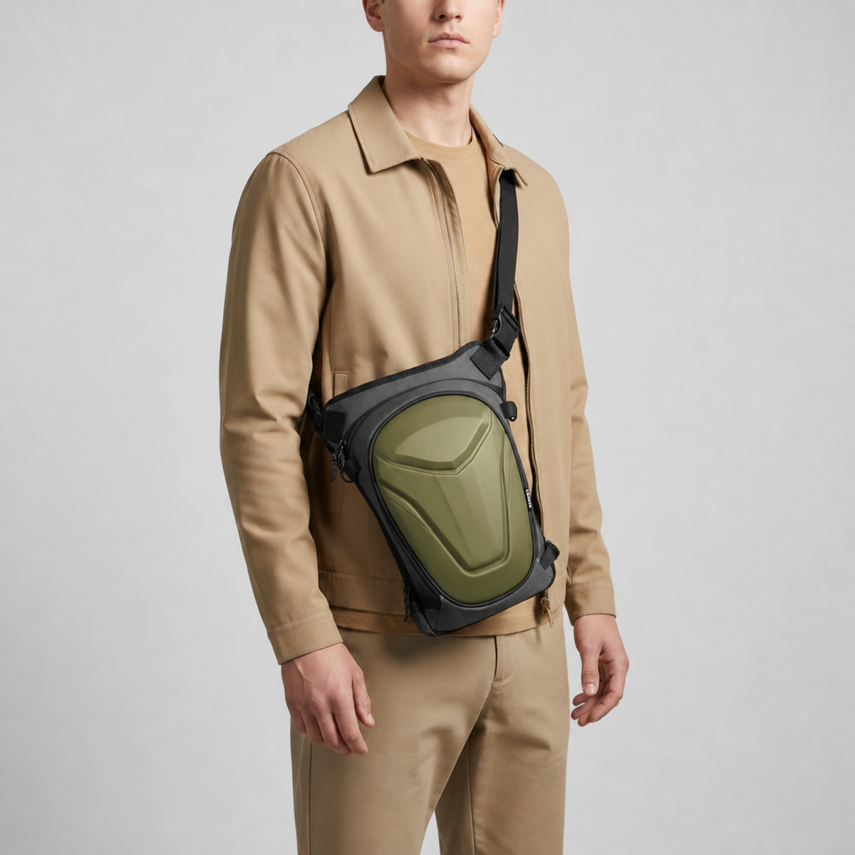 ARC Thigh Bag - Olive Green (2)