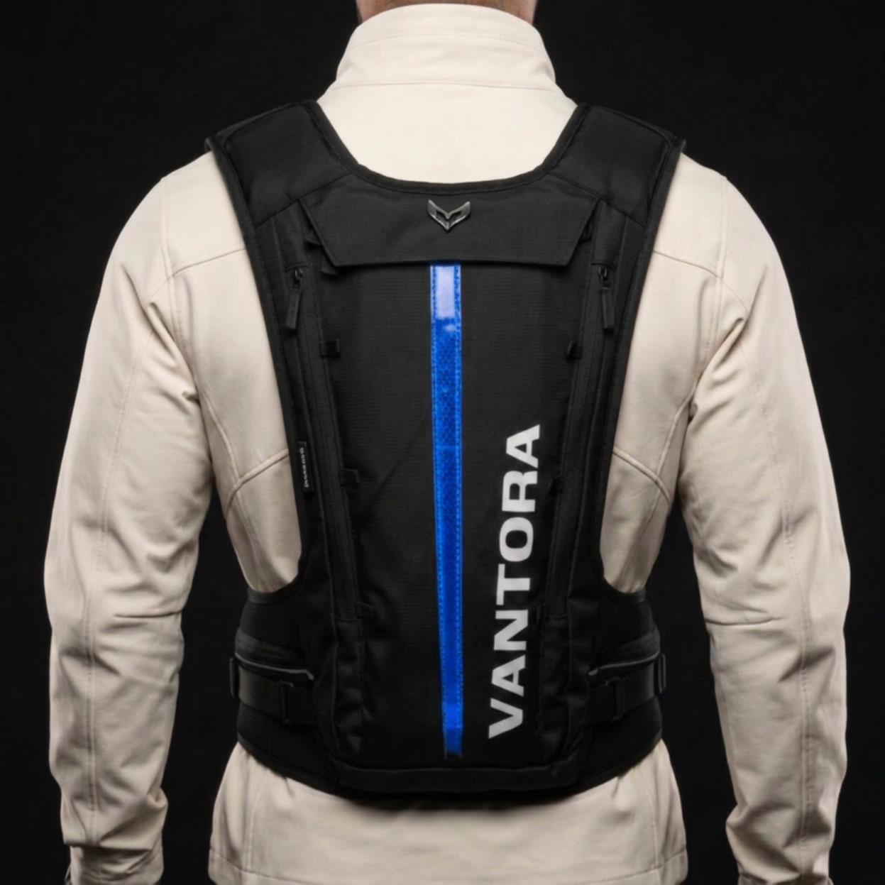 Lumo 5L Backpack + 2L Hydration bladder