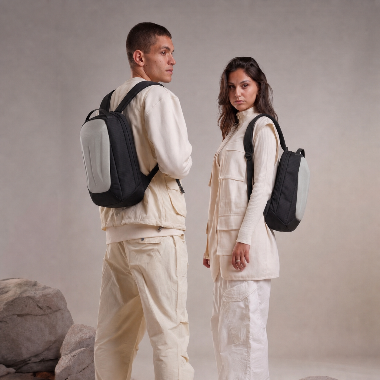 Switch Slingpack - Light Grey (3)