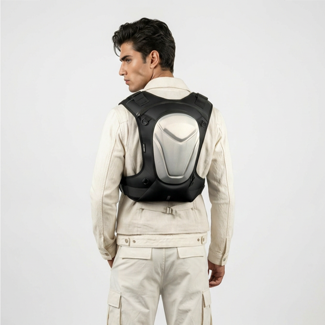 Flux 10L Backpack with Hydration Bladder