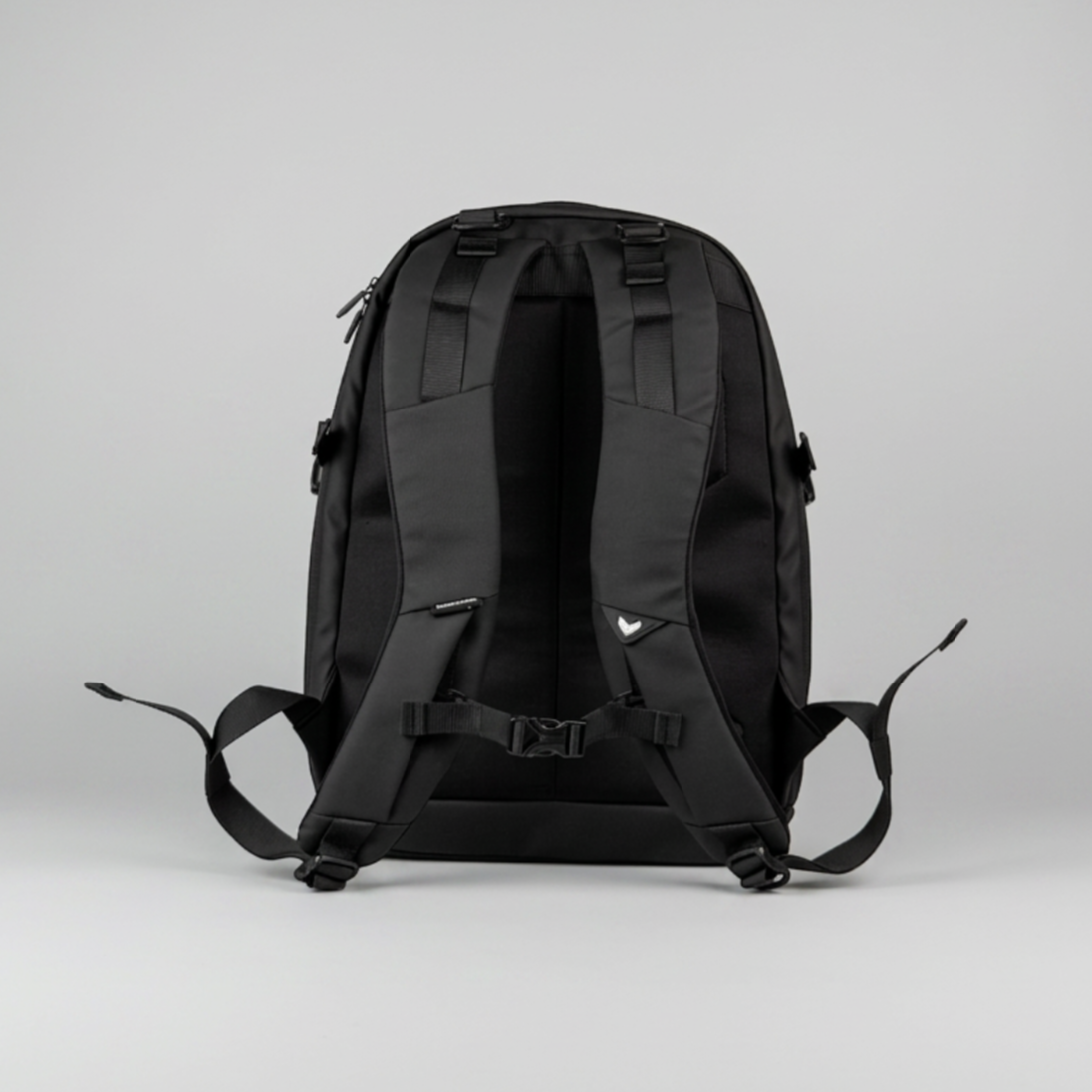 NEXUS PRO 30L Backpack