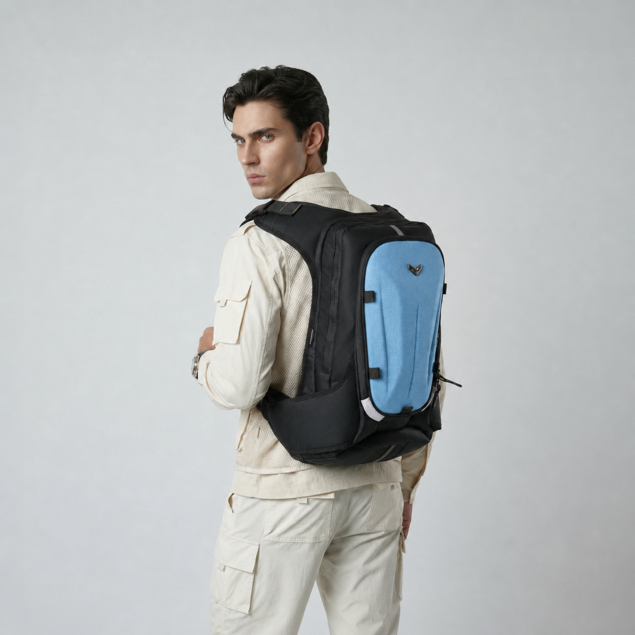 Prime Hydration Backpack 25L - Light Blue (4)