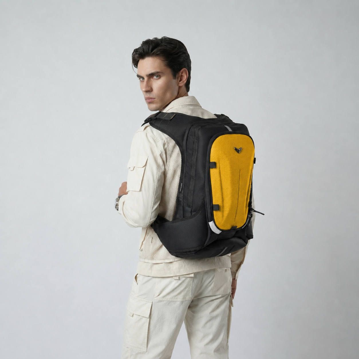 Prime Hydration Backpack 25L - Yellow (4)
